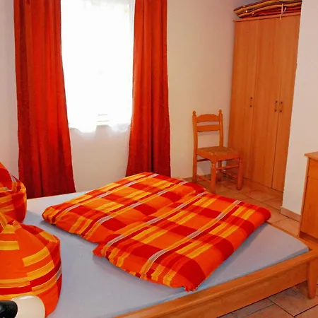 Ferienbungalow Mit Gro_em Garten I דירה *